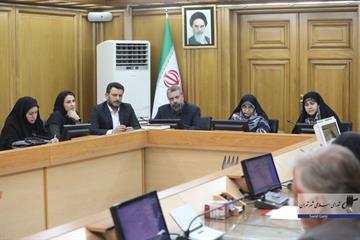 سوده نجفی مطرح کرد؛  کاهش مصرف پلاستیک ‌باید از شهرداری تهران‌آغاز شود/  اولویت کارکنان شهرداری در مانور cpr هفته سلامت